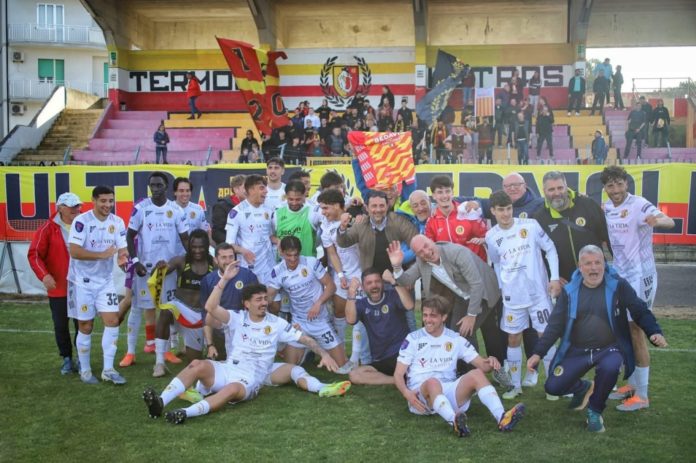 Calcio, Serie D, ore decisive in casa Termoli per il futuro societario