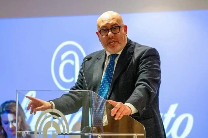 Rimpasto di Giunta, Di Lucente: “Al momento resto nel centrodestra”