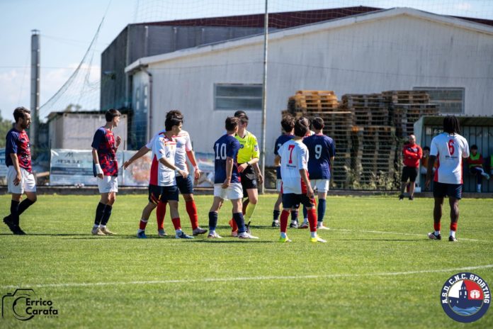 Calcio regionale, nuova stagione, le società chiedono prezzi più contenuti