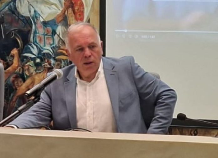 Consiglio regionale: Cefaratti si è dimesso. Concluso il rimpasto di Giunta