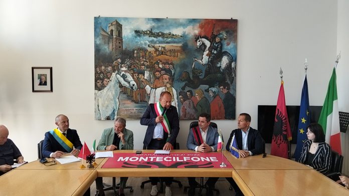 Montecilfone: firmato il gemellaggio con la città di Berat in Albania
