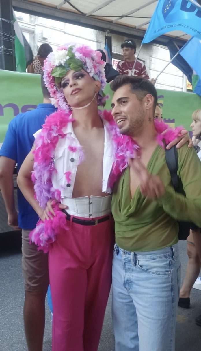 A Campobasso il Molise Pride sfila lungo le vie del centro – Le foto