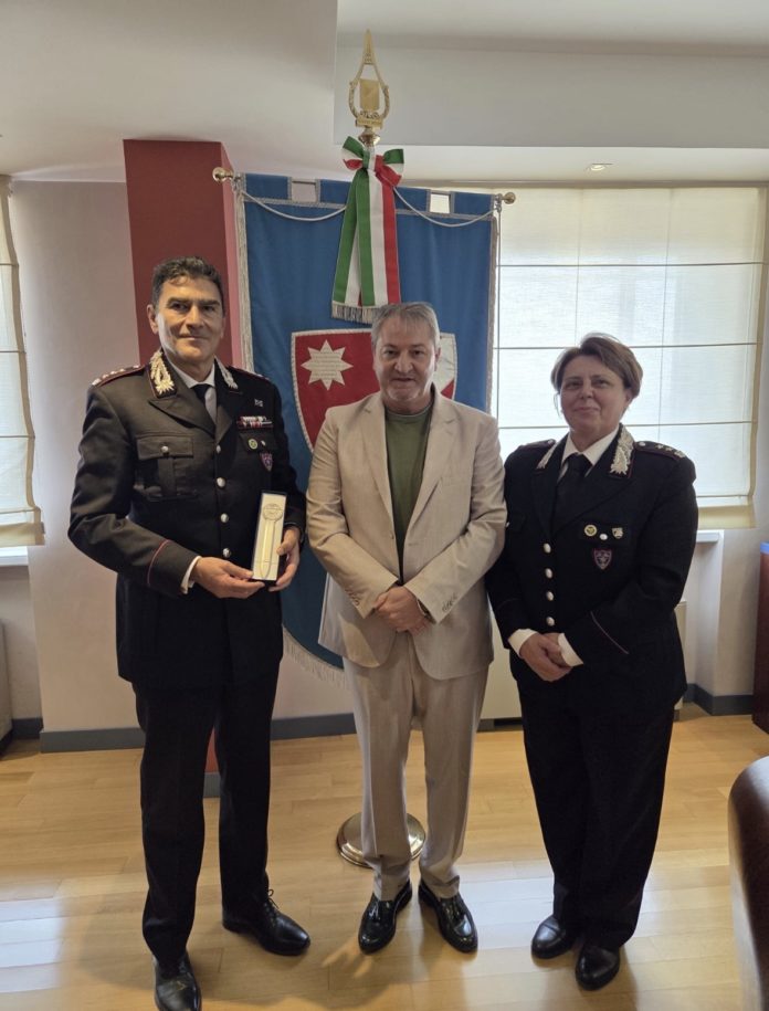 Roberti riceve il comandante dei Carabinieri Forestali