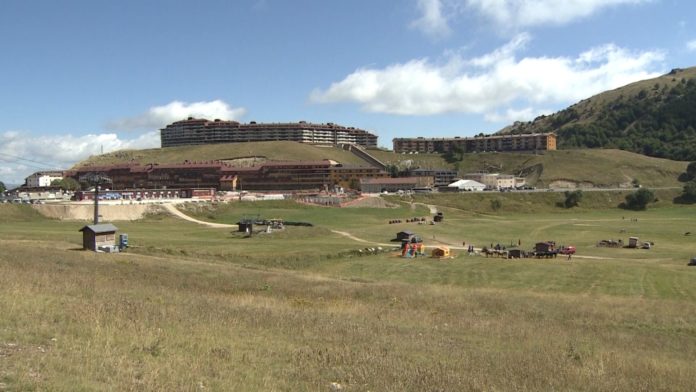 Estate 2026, i consigli dell’UNCEM per chi sceglie la montagna