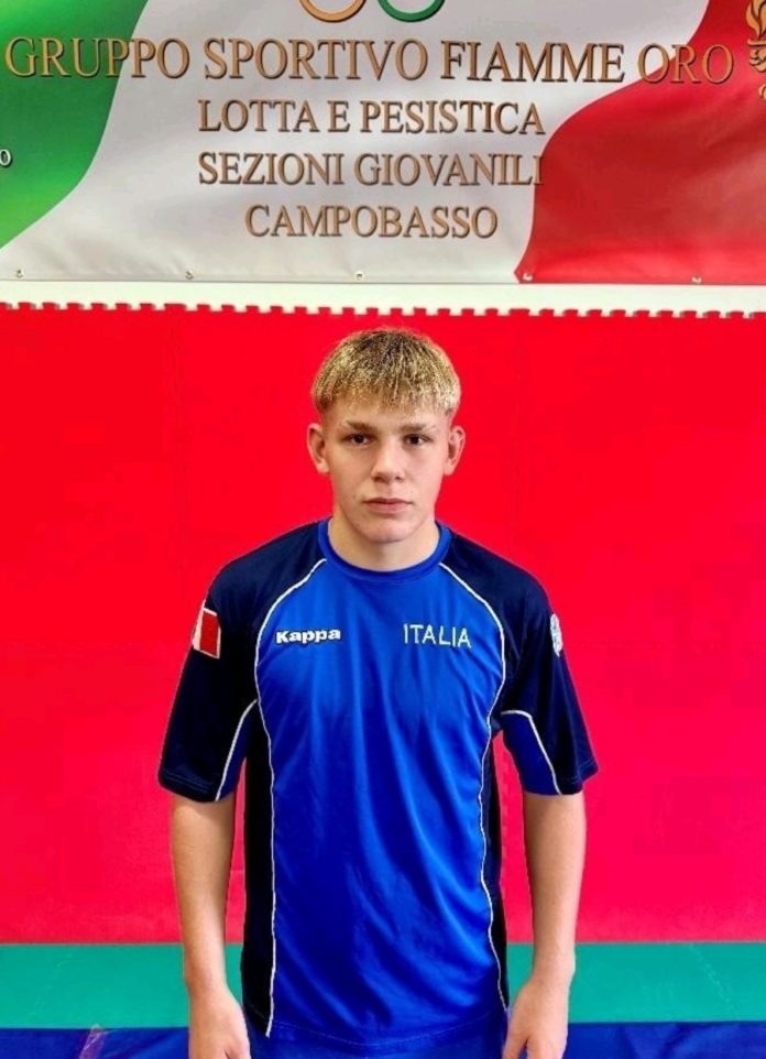 Beach Wrestling, Moffa a Dakar: il talento molisano agli Olimpici Giovanili