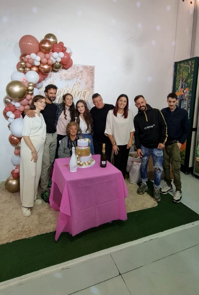 Grande festa in casa Iamonico per i cento anni di Angiolina