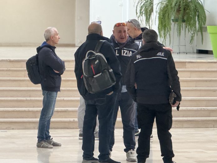 Ricina, 4 ore di perquisizione al liceo Classico di Campobasso