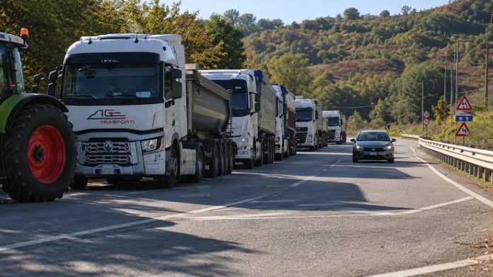 Caro carburante, sciolti i presidi in Molise: protesta congelata fino a martedì